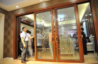 大咖秀場(chǎng) 2016廣州建博會(huì)不可錯(cuò)過的新標(biāo)秀